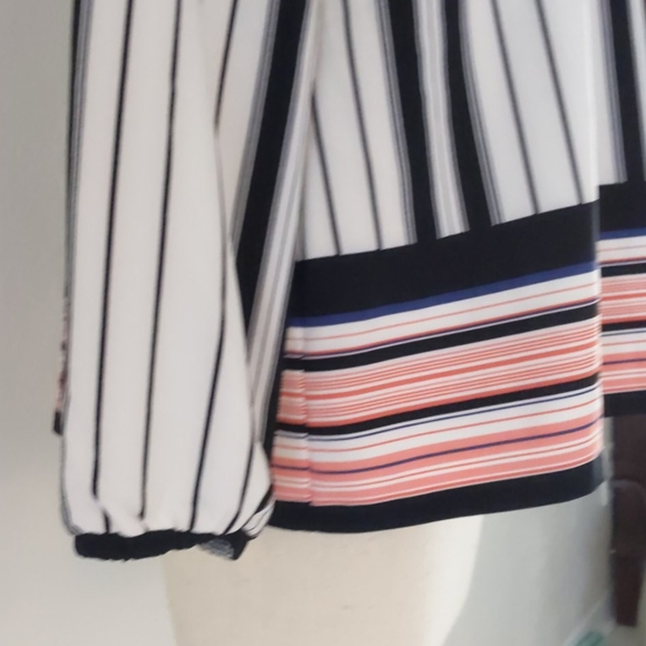 Top - Picture 3 of 4